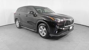 Usado perfectamente 2021 Toyota Highlander LE 4dr SUV - Product Image 2