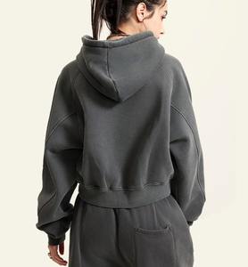 Sweat-shirt à capuche court en polyester de style décontracté avec impression de logo personnalisée, sweat-shirt de haute qualité, haut court à capuche pour femmes - Product Image 5