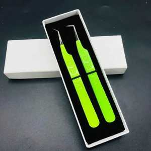 Offres Spéciales Sevmek chirurgical classique Hello Kitty pince à cils antistatique en acier inoxydable pointe courte couleur rose personnalisée - Product Image 5