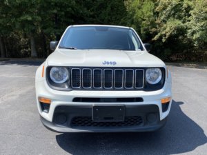 Jeep Renegade Sport 2020, Bien Cuidado y Limpio - Product Image 2