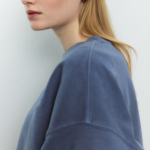 Top corto con logotipo personalizado para mujer, Sudadera con capucha, Jersey transpirable, sudadera recortada de gran tamaño, atuendo de moda informal de talla grande OEM - Product Image 4