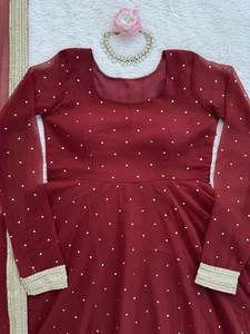 Abito Anarkali Salwar in Finto Georgette di Seta, Comodo e con Ampio Svasatura, Personalizzabile per Feste, Disponibile in Grandi Quantità - Product Image 5