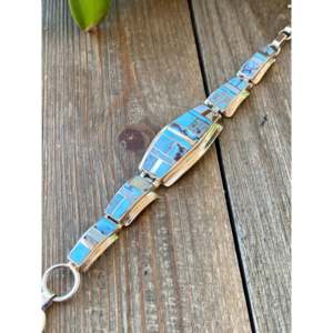 Pulsera de Eslabones Finos con Incrustaciones de Turquesa Natural Golden Hill y Plata de Ley de Stanley Manygoats - Product Image 5