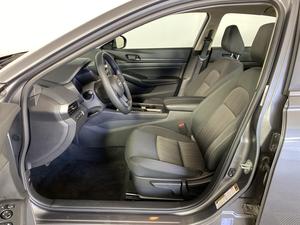 Nissan Altima 2.5 S 2025 certifiée, disponible à la vente - Product Image 3