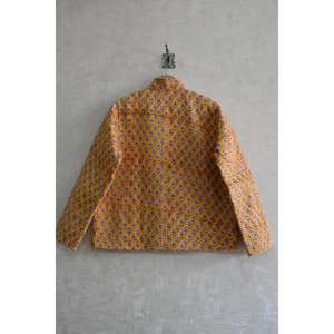 Veste en coton tissé matelassée réversible faite à la main, écologique, imprimé floral en blocs, manches longues, vêtements superposés pour femmes - Product Image 4