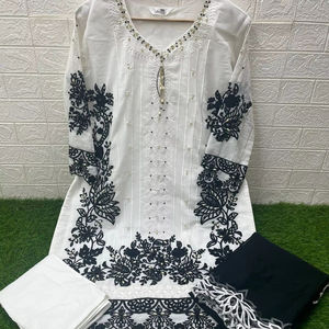 Dernier Designer Faux Georgette Broderie Travail Salwar Costume Indien & Pakistanais Vêtements par FabZone - Product Image 1