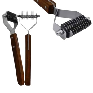 Râteau démêlant pour animaux de compagnie à 12 lames, outil de toilettage pour chats et animaux, peigne démêlant de 7,5 pouces pour le contrôle de la perte de poils, instruments chirurgicaux - Product Image 1