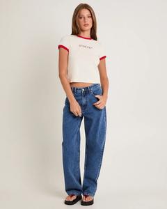 เสื้อยืดทรงหลวมสำหรับฤดูร้อน ผลิตจากวัสดุรักษ์โลก แต่งขอบตัดกันและป้ายลายธงชาติที่ตะเข็บขวา สำหรับผู้หญิง - Product Image 2