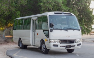 รถบัสโตโยต้าโคสเตอร์ใหม่ ปี 2023 ขับเคลื่อน 4 ล้อ ไม่มีประวัติอุบัติเหตุ รุ่น DLX S ใหม่เอี่ยม 415 แรงม้า เทอร์โบคู่ เกียร์อัตโนมัติ 7 สปีด - Product Image 4