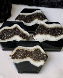 ART Plateau de service en résine époxy fait à la main Essentiels de cuisine uniques pour la maison Restaurant Hôtel Plateaux de service décoratifs - Product Image 1