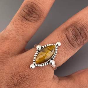Anillo Gótico de Plata 925 con Gemas Shama Hechas a Mano, Ojo de Tigre, Ágata, Bañado en Rodio, Talla Personalizada, Estilo Bohemio Clásico para Hombre, para Boda - Product Image 4