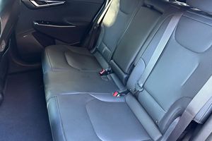 KIA EV6 GT-Line AWD 2022, Bajo Kilometraje, Caja de Cambios Automática, Volante a la Izquierda, Neumáticos R20, Estado Impecable - Product Image 6