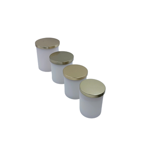 Velas de copa de cristal perfumadas personalizadas al por mayor, mezcla de cera de Palma colorida, Etiqueta Privada para decoración del hogar para Navidad y Año Nuevo - Product Image 1