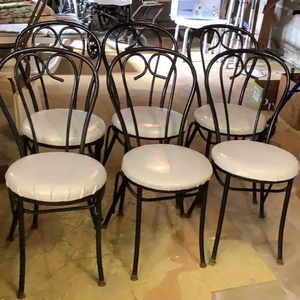 Chaise en métal avec siège en cuir pu - Product Image 1