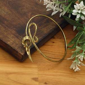 Brazalete Ajustable con Calavera de Pájaro Dorado, Brazalete Bohemio, Joyería Gótica, Brazalete Minimalista, Regalo para Mujer - Product Image 3