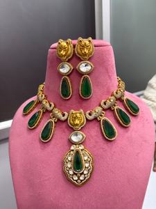 Ensemble de collier de qualité supérieure, design magnifique, peut être porté avec des tenues ethniques et occidentales, parfait pour les soirées - Product Image 4