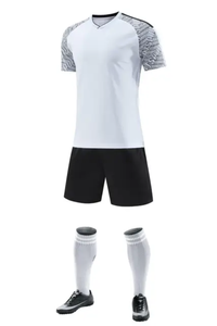 Camiseta de Fútbol Personalizable con Nombre y Logotipo del Equipo, Tecnología de Corte Automatizado en la Parte Delantera, Suministro OEM para Uniformes de Equipo - Product Image 3