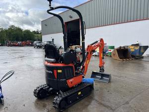 Mini pelle U10-5 Kubota d'occasion de qualité à vendre Mini pelle sur chenilles de haute qualité disponible à bas prix - Product Image 2