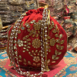 Otli-Bolsos hechos a mano con cuentas, bolsos de mano con cuentas - Product Image 1