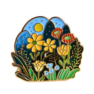Épingles en émail à fleurs polies personnalisées Badges en métal pour la décoration de vêtements - Product Image 1