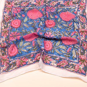 Bandana carré en coton doux à imprimé ethnique, écharpe multicolore unisexe, mode quatre saisons et usage extérieur pour un usage quotidien - Product Image 2