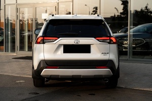 Toyota RAV4 V (XA50) 2024, Bajo Kilometraje, Caja de Cambios Automática, Volante a la Izquierda, Neumáticos R20, Estado Oscuro - Product Image 4