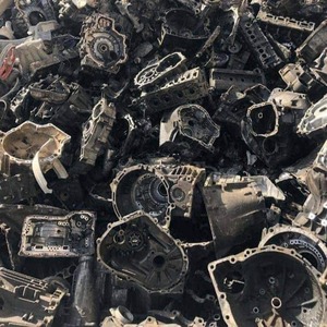 Débris de roue automatique de haute qualité en alliage d'aluminium de haute qualité 99.9% pureté - Product Image 1