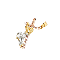 Exquis pendentif classique chrétien en alliage de cuivre fantaisie pour enfants, plaqué or tricolore 14 carats, avec Jésus portant la croix et crucifix, orné de zircon