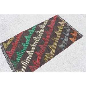 Tapis turc vintage, tapis Kilim 2,8x4,9 pieds, tapis Ikat marron rouge - Product Image 2