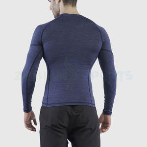 Chemises d'été à manches longues de compression pour hommes Short de sport en polyester à séchage rapide sans coutures Imprimé avec logo personnalisé Style simple et uni - Product Image 5