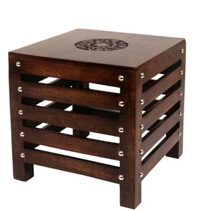 Taburete elegante de madera con estante para sala de estar, cocina e interior y exterior Natural - Product Image 3