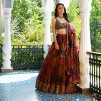 Nouvelle Collection Lehenga Choli Semi-Couture Réversible Extensible Imprimé Numérique Broderie Travail Artisanal avec Dupatta Fantaisie pour Mariage et Fêtes