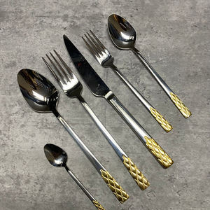 Couverts de banquet de luxe en acier inoxydable plaqué or avec long manche pour restaurant de mariage Couverts réutilisables Ensemble de couverts de mariage - Product Image 2