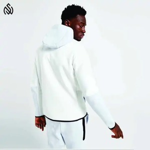 ชุดกีฬาลำลองของผู้ชายชุด2ชิ้นเสื้อสเวตเชิ้ตมีฮู้ดลายทางและกางเกงวอร์มกลางแจ้งสำหรับกีฬาฤดูหนาว - Product Image 4