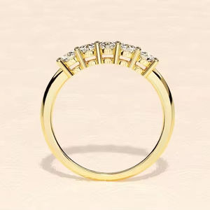 Anillo de compromiso de diamante simulado de cinco moissanitas de corte redondo, anillo personalizado, regalo de joyería para ella - Product Image 5