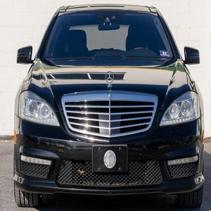 MERCEDES-BENZ CLS550 d'occasion 2012, conduite à gauche/droite - Product Image 1