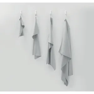 Serviette promotionnelle personnalisée en microfibre ATOLL 100 pour gadgets - Product Image 5
