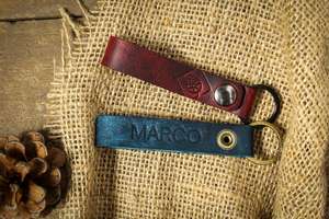 Llavero Personalizado de Cuero de Grano Completo con Estilo Vintage, Hecho a Mano, Duradero, con Iniciales Grabadas para Regalo Promocional - Product Image 2