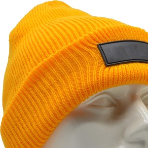 Bonnets de créateur d'hiver unisexes les plus vendus chapeaux en coton tricotés personnalisés de couleur unie pour hommes et femmes pour les scènes de plage - Product Image 2