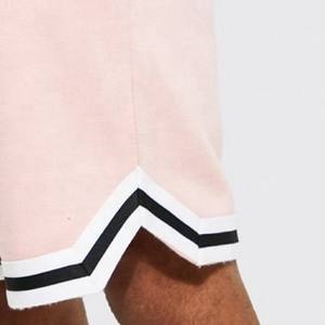 Pantalones Cortos Deportivos Rosa Claro para Hombre con Ribete Blanco y Negro, Transpirables, para Entrenamiento, Gimnasio, Ropa Deportiva Personalizada Ecológica - Product Image 2