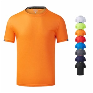 Camiseta de Hombre con Logotipo Personalizado, Cuello en V, 100% Poliéster, Gruesa, de Lujo, Lisa, de Ajuste Regular, Secado Rápido y Transpirable - Product Image 1