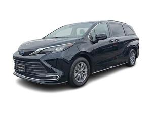 Toyota Sienna Híbrida XLE Turbo 2024, Furgoneta con Caja de Cambios Automática, Asientos de Cuero, Interior Oscuro, Neumáticos R19, Cámara Trasera, Volante a la Derecha - Product Image 2