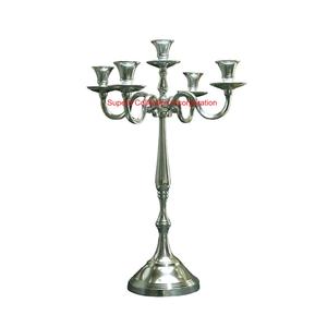 Bougeoir en laiton à 3 bras en métal Vente en gros Bougeoir en métal candélabre pour l'occasion de Noël au prix d'usine Fournitures hôtelières - Product Image 4