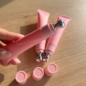 Applicateur métallique de récipient à presser rose Acide hyaluronique Brillant à lèvres plus dodu Marque privée - Product Image 4