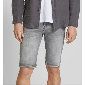 Vente en gros de shorts baggy en jean de rue principale pour l'été logo personnalisé shorts en denim de couleur unie de qualité supérieure pour hommes nouvelle mode avec service OEM - Product Image 2