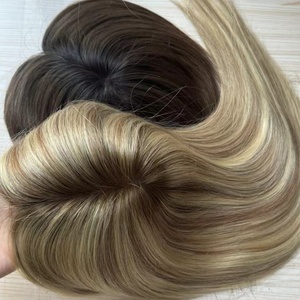 Tendencia 2026: Topper Mono de 5x6.5" con Raíz Ceniza Oscura y Balayage Rubio Pálido - 18 Pulgadas, 130% de Densidad, Cobertura Dimensional en la Corona - Product Image 4