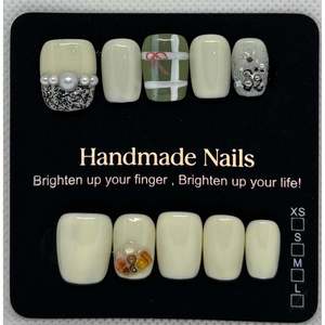 Unghie Artificiali Vintage di Grandi Dimensioni - Collezione Picnic - Product Image 1