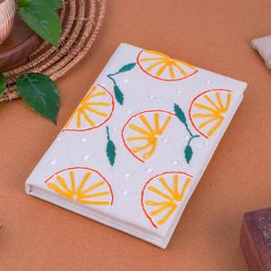 Cahier brodé écologique Journal en tissu à coutures d'agrumes Cahier brodé artisanal - Product Image 1