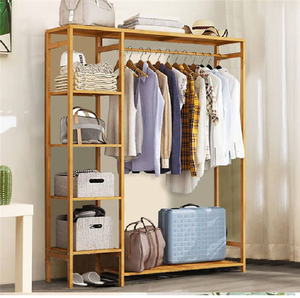 Étagère murale flottante minimaliste noire et dorée en forme de diamant. Disponible aux prix de gros. - Product Image 5