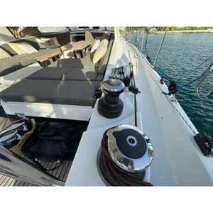 Camas Sofá Premium Jeanneau Yachts 65 para Comodidad y Estilo - Product Image 4